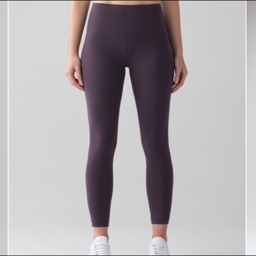 Lululemon size 4 black currant